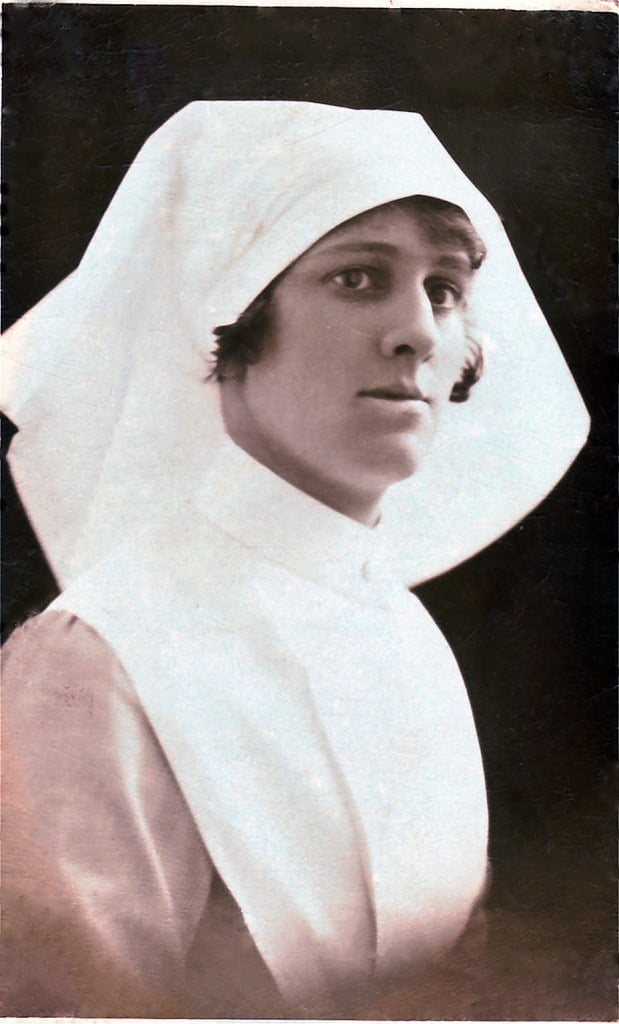 A picture of Audrey Kentv in an old fashioned nurses uniform