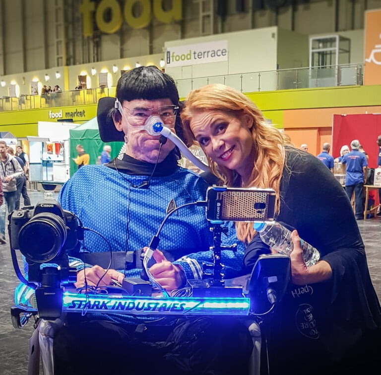 Chase Masterson with Daniel Baker in a Star Trek costume